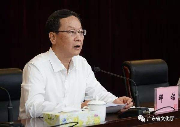 {易七現金網}(汪一洋小世界语录)